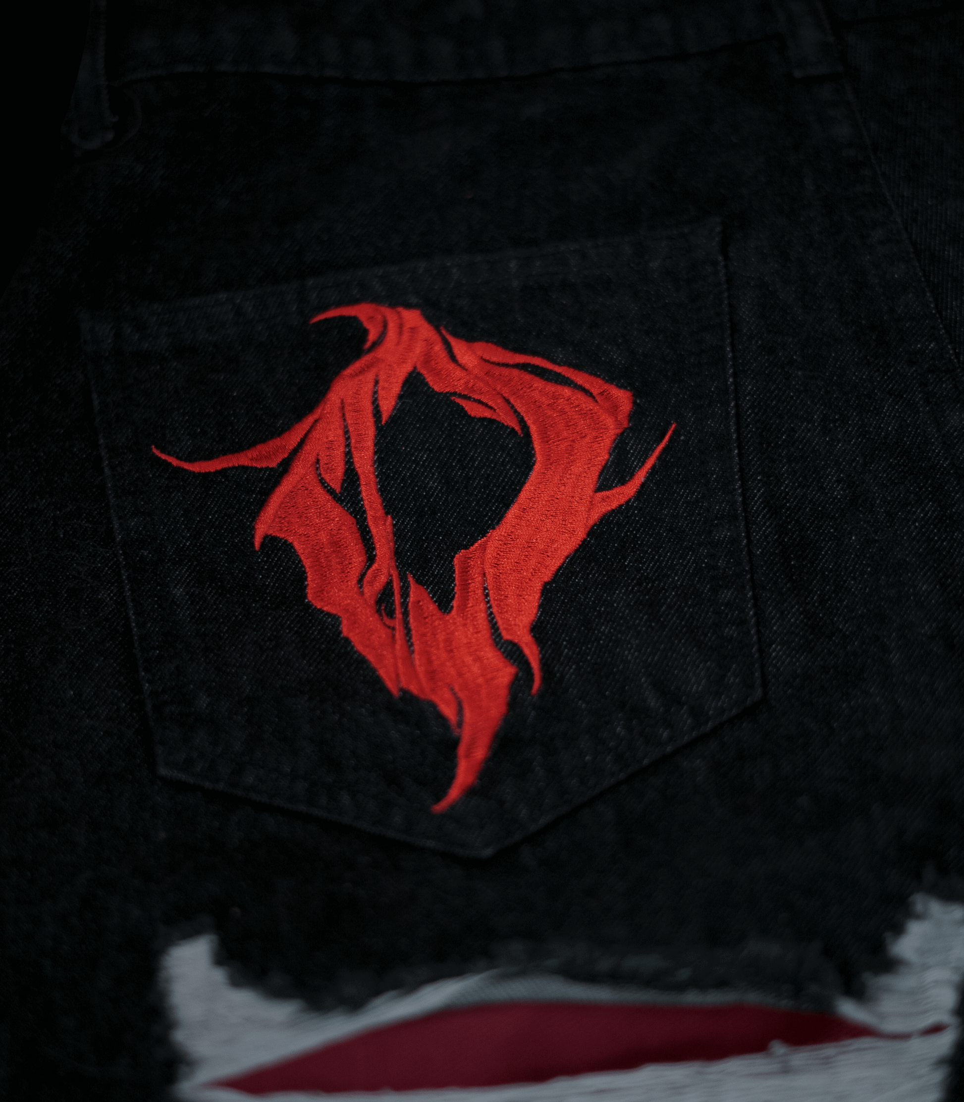 Spider Distressed Jeans